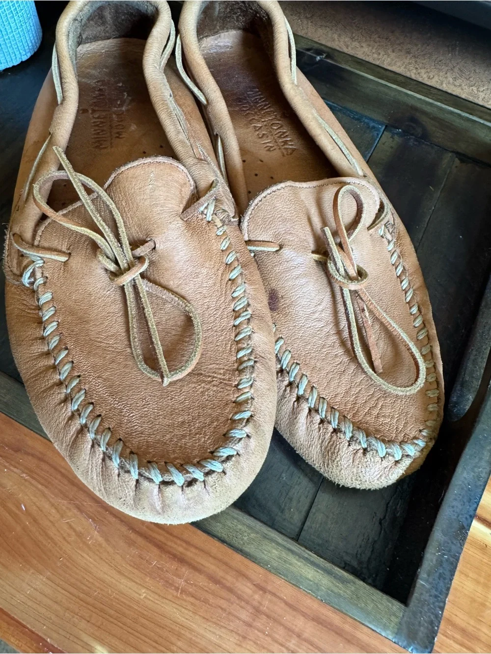Minnetonka Chestnut Leather Moccasin Slip-On Loafers